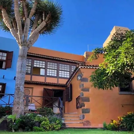 La Casona De La Rambla - Private Garden + Jacuzzi 別荘 *