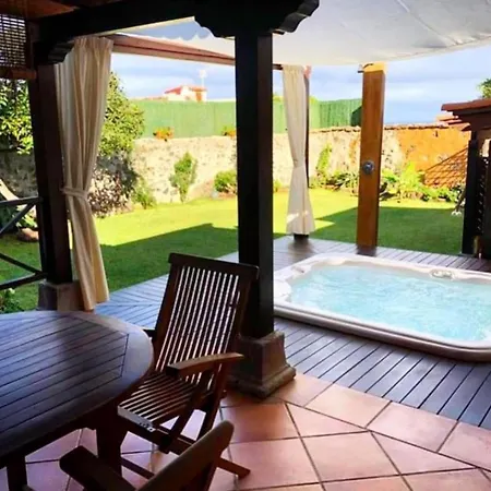 La Casona De La Rambla - Private Garden + Jacuzzi San Juan de la Rambla